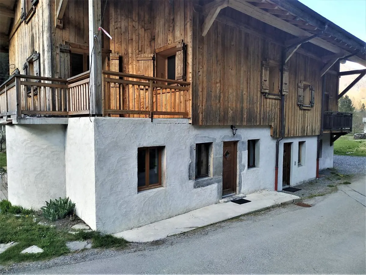 Appartement Dans Ferme Renovee Au Coeur Du Grand Massif Sixt-Fer-a-Cheval